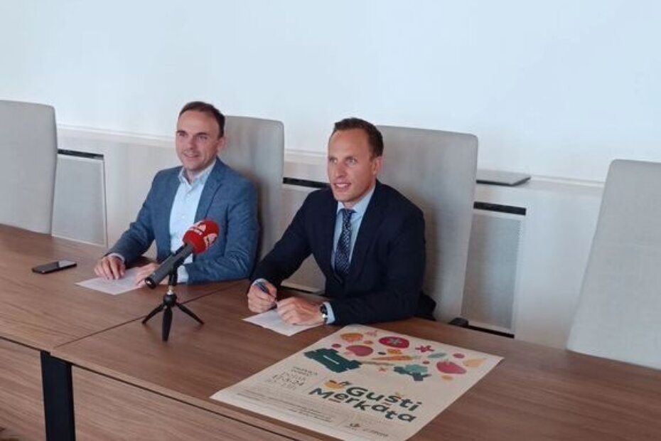 Direktor Usluge Luka Maleš i gradonačelnik Loris Peršurić