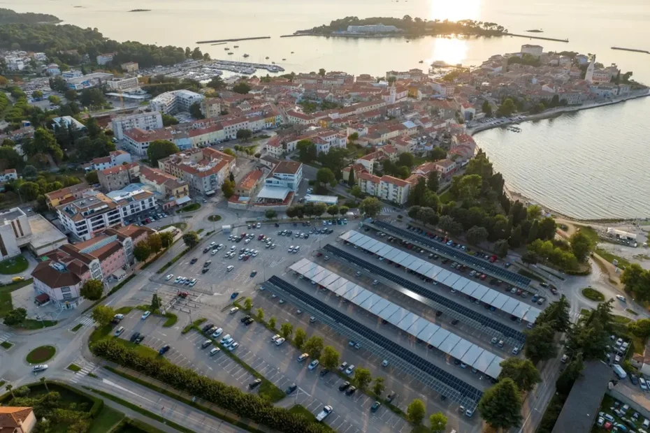 Veliko gradsko parkiralište u Poreču