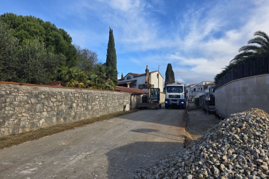 Rekonstrukcija ulice u Velom Maju