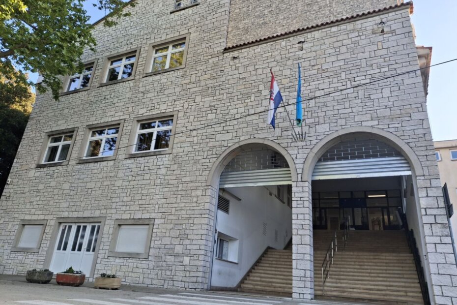 Gospodarska škola Buje