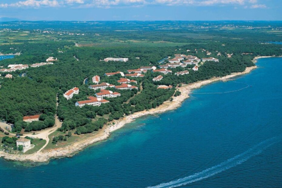 Lanterna Resort