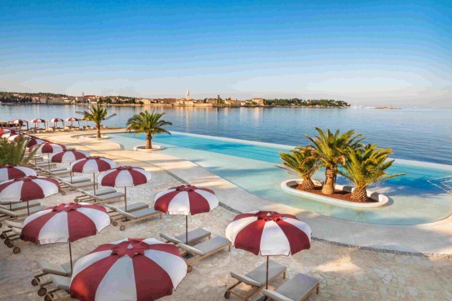 Pical Resort Valamar Collection - Infinity pool by the sea