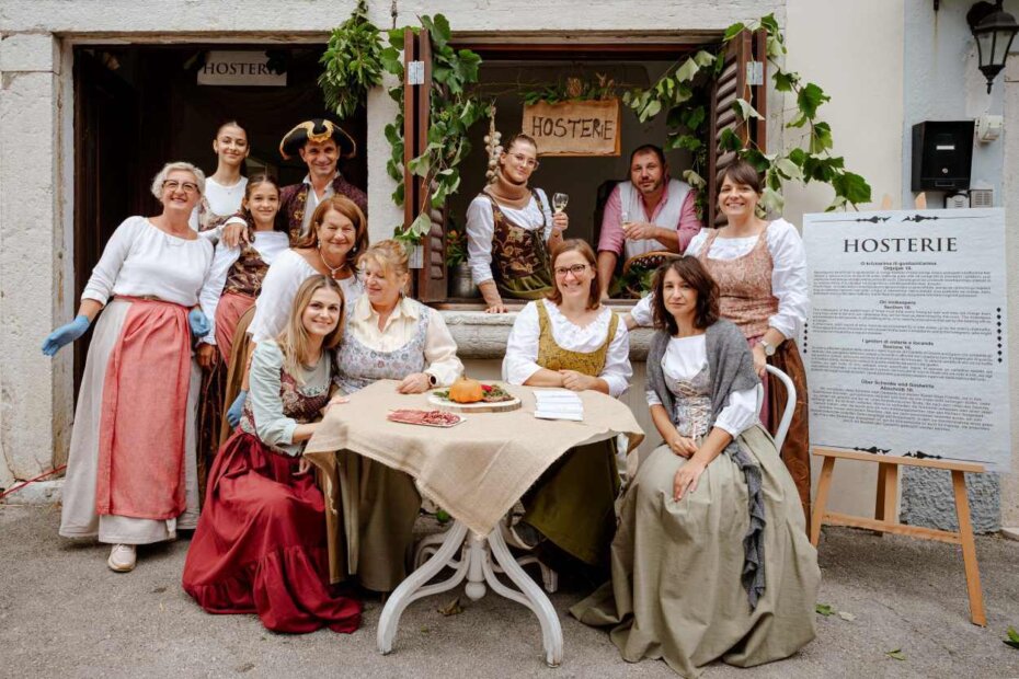 Stari samanj pod kaštelom