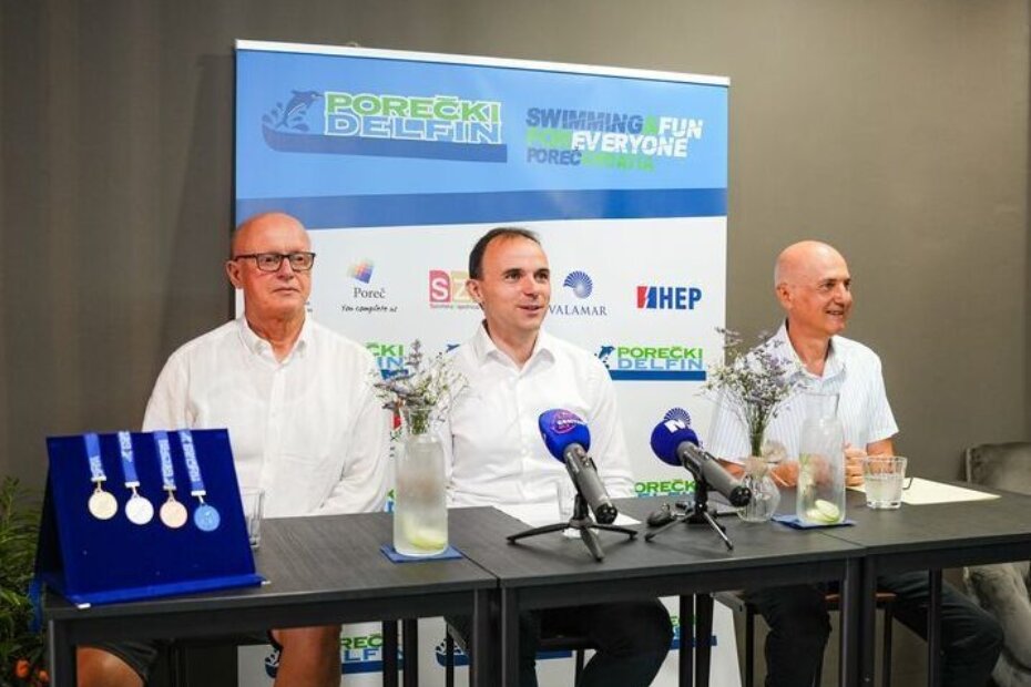 Na konferenciji