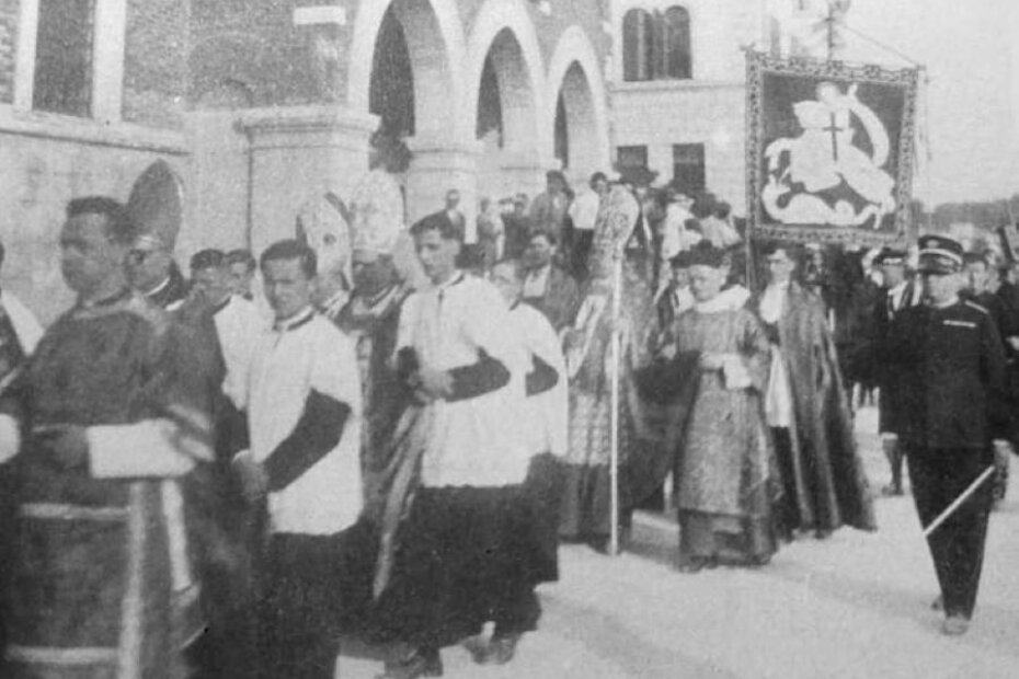 “Povratak 1354-1934-2004 Ritorno”