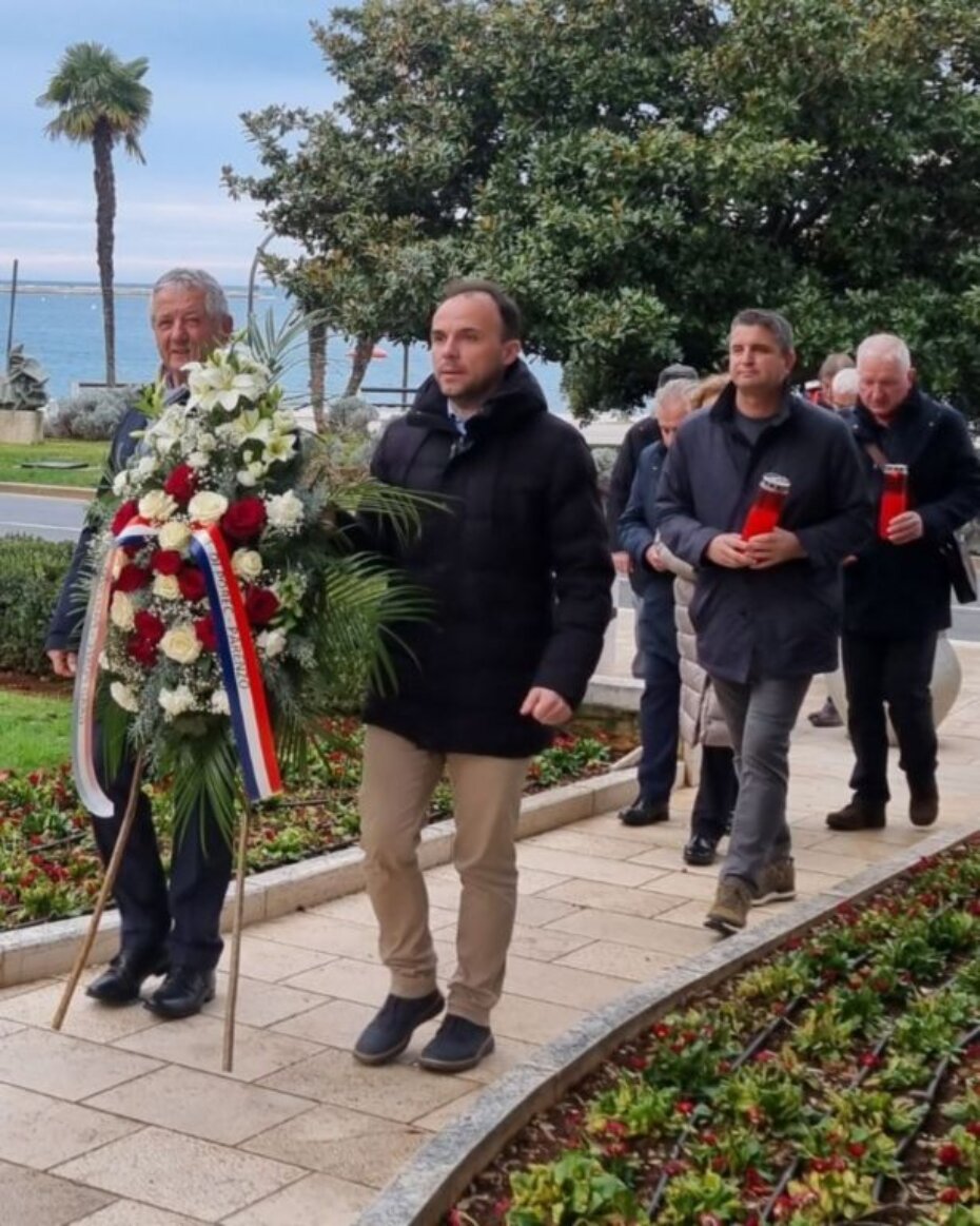 Polaganje vijenaca na Dan sjećanja na žrtve holokausta